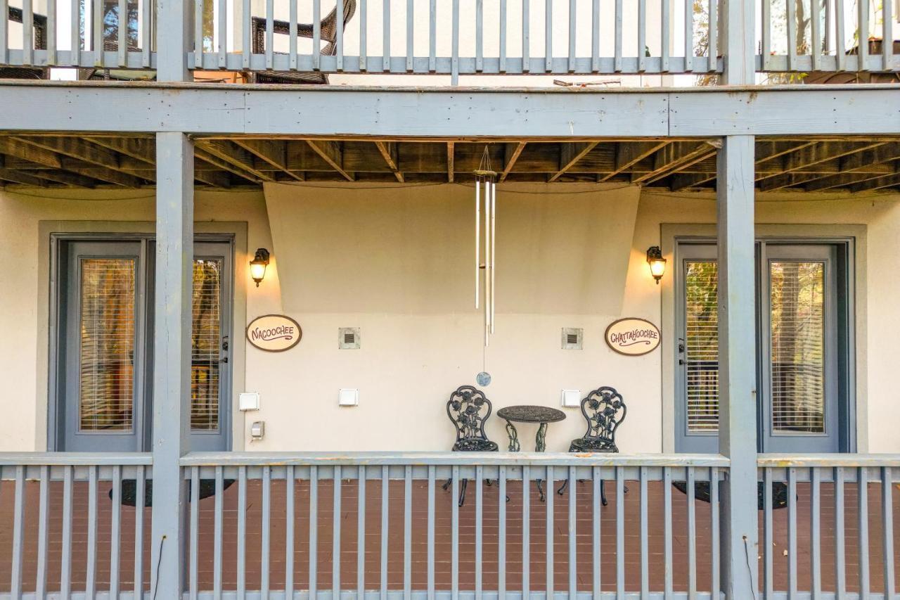 Nacoochee Apartment Helen Bagian luar foto